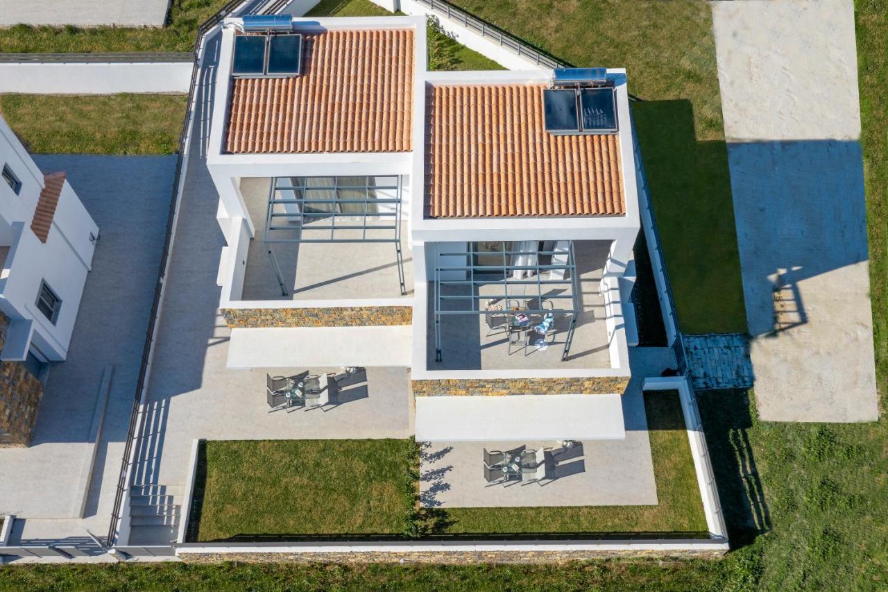 Molino Luxury Villa นิกิติ ภายนอก รูปภาพ